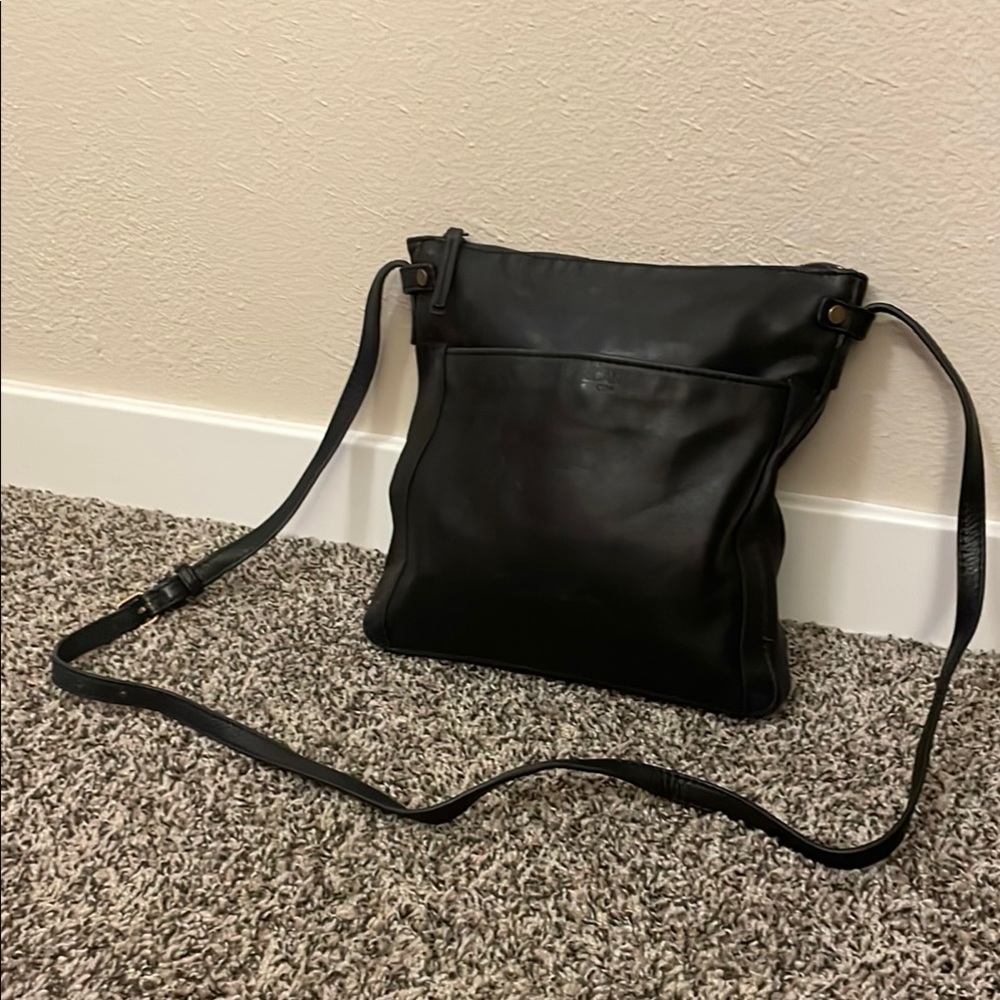 American Leather Co Black Leather Crossbody